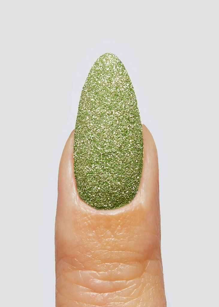 TGB_FINGER PDP_FLASHING PIGMENTS_CANARY_FINAL_TGB WEB CROP