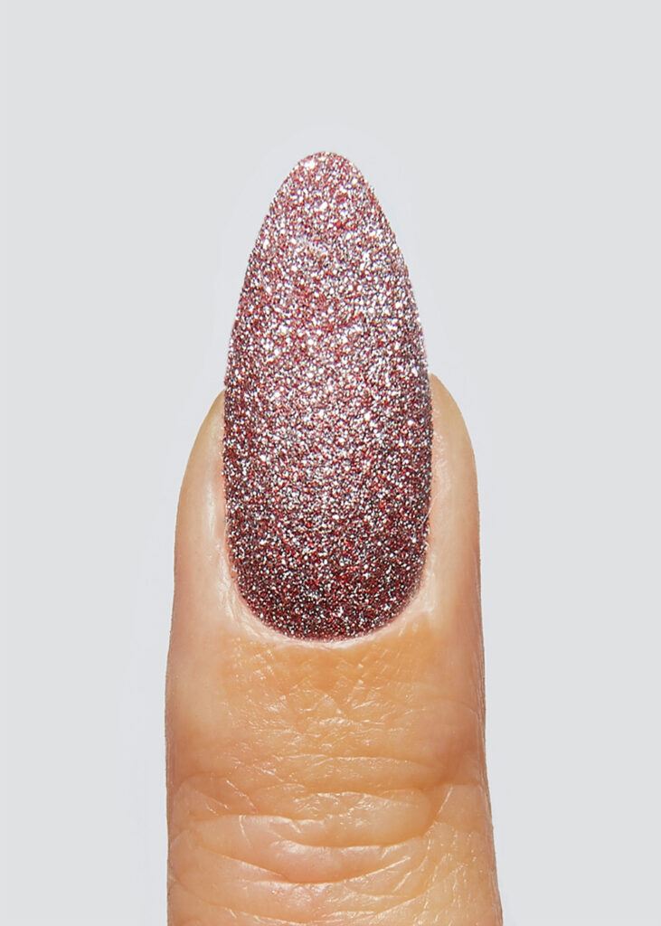 TGB_FINGER PDP_FLASHING PIGMENTS_PILLAR BOX_FINAL_TGB WEB CROP