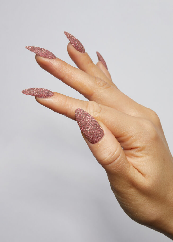 TGB_FLASHING GLITTERS_HAND PDP_12115_PILLARBOX_FINAL_TGB WEB CROP