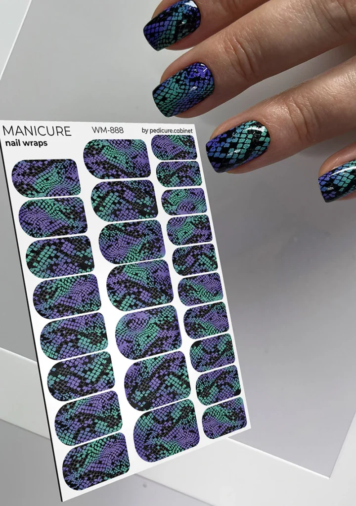 Manicure Reptile. Green purple. Nail wrap WM-888
