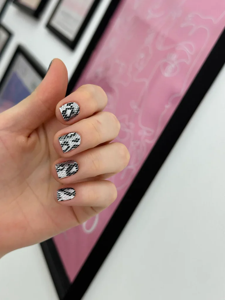 Nail wraps WM-587