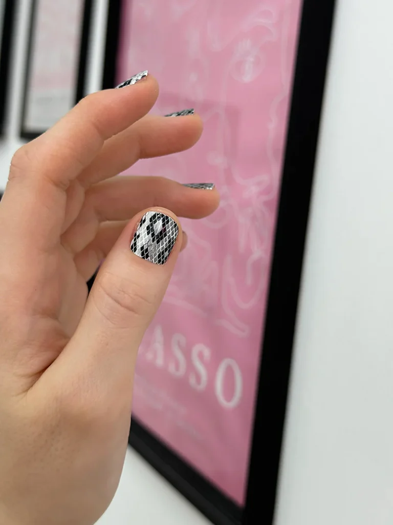 Nail wraps WM-587